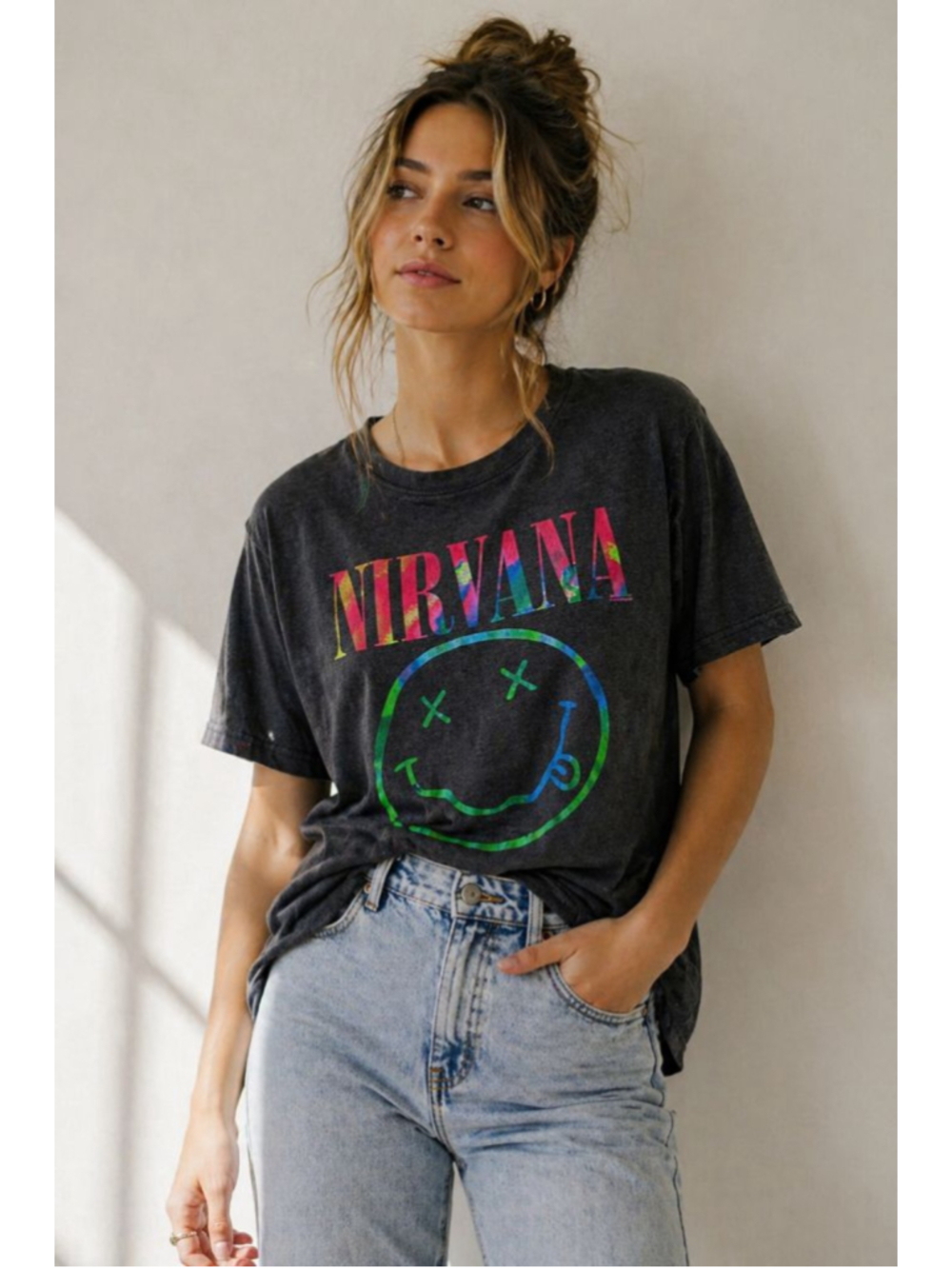 Nirvana Rainbow Smiley Graphic Tee XL Grunge Band T-Shirt Dark Grey Rock Retro